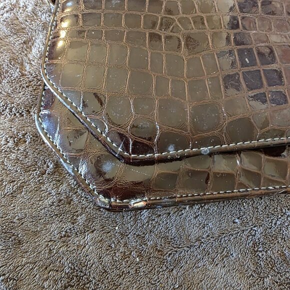 Vintage Made in Italy Croc Embossed Brown Leather Crossbody Bag Brass Hardware - Picture 2 of 16